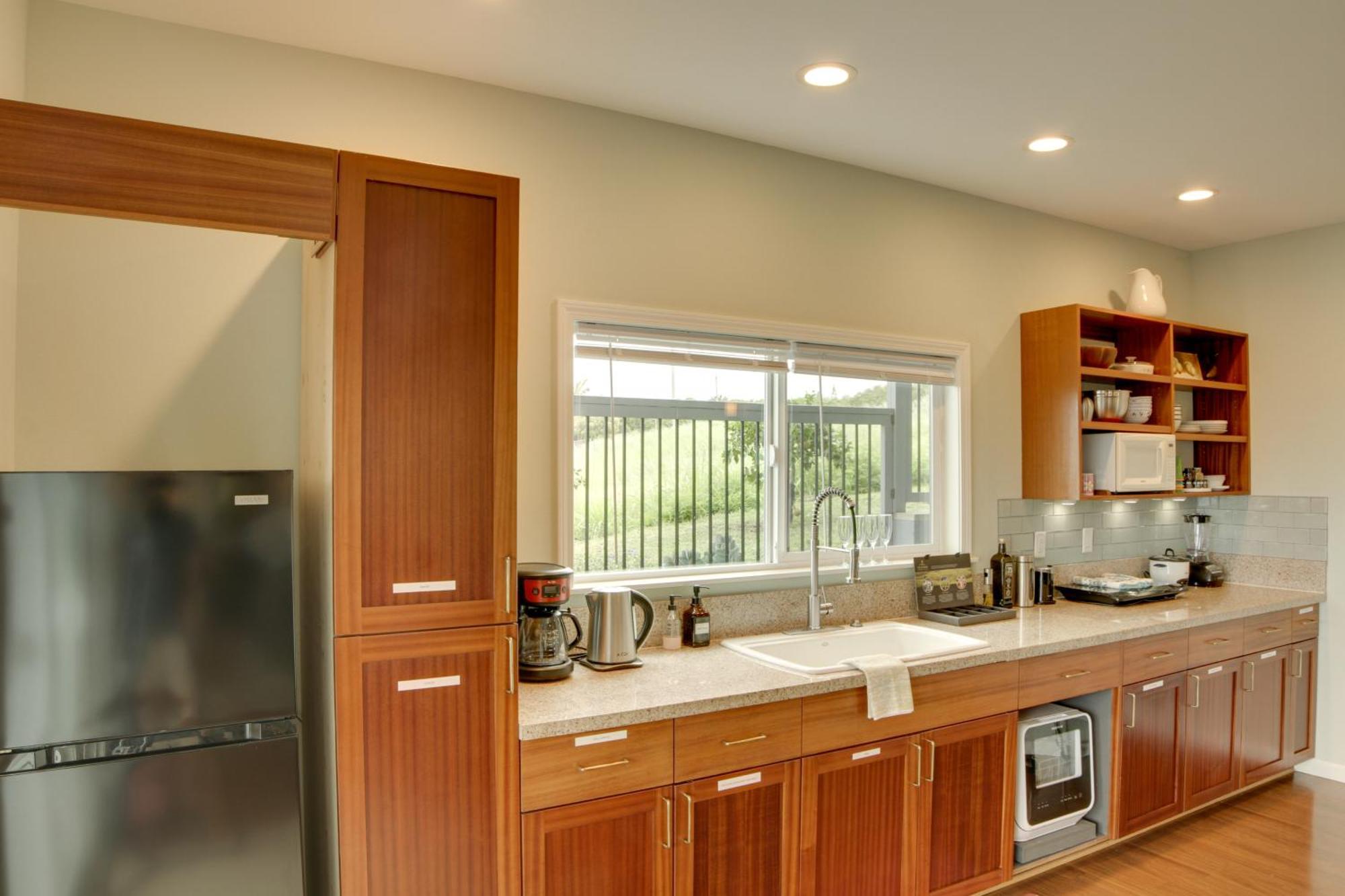 The Aloha Green House Retreat With Ocean Views! Naalehu Екстериор снимка